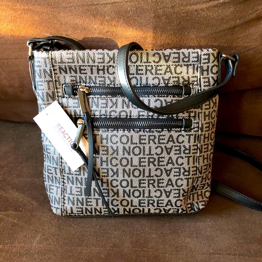 Kenneth Cole All Access Crossbody bag